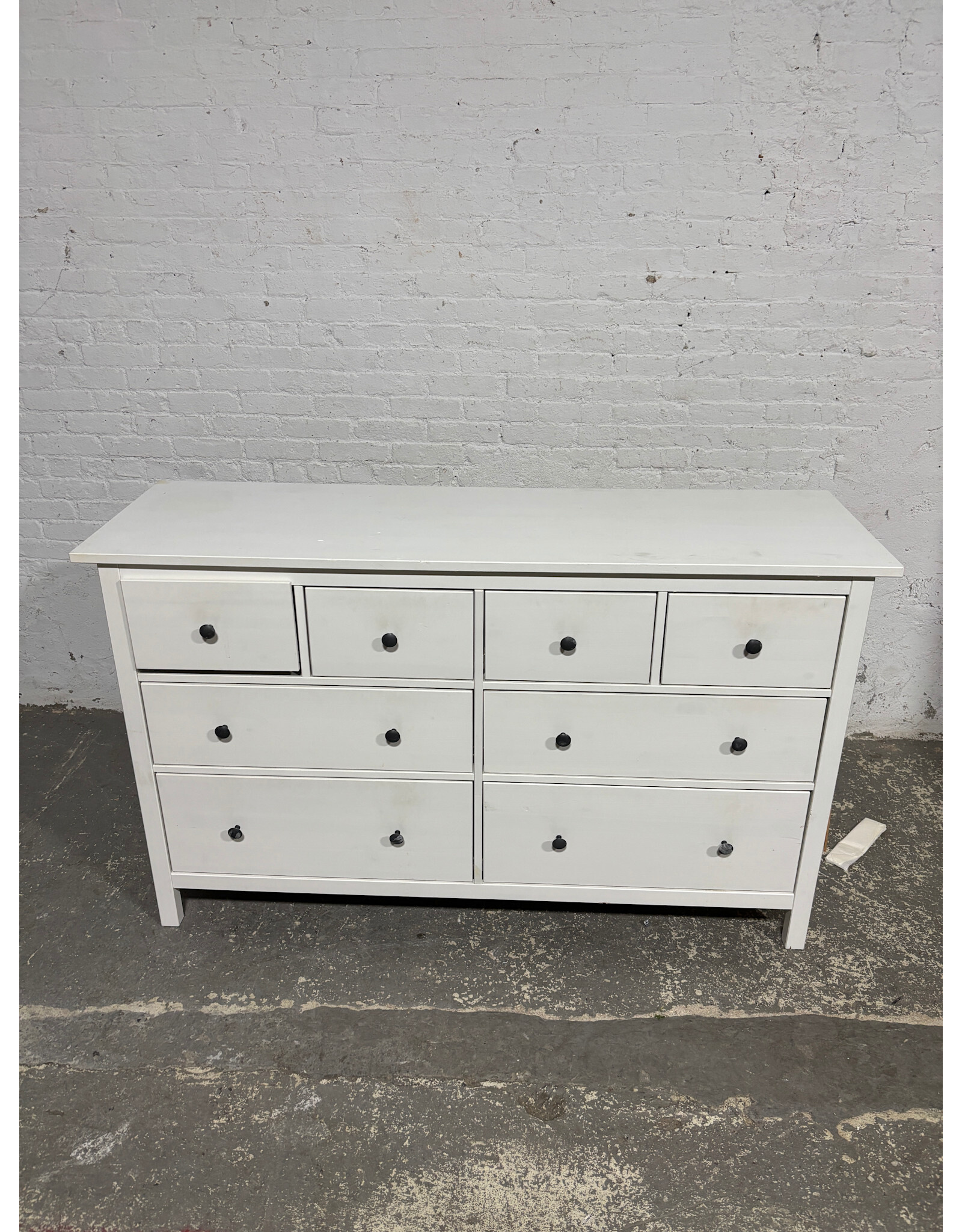 IKEA - HEMNES 8-Drawer Dresser