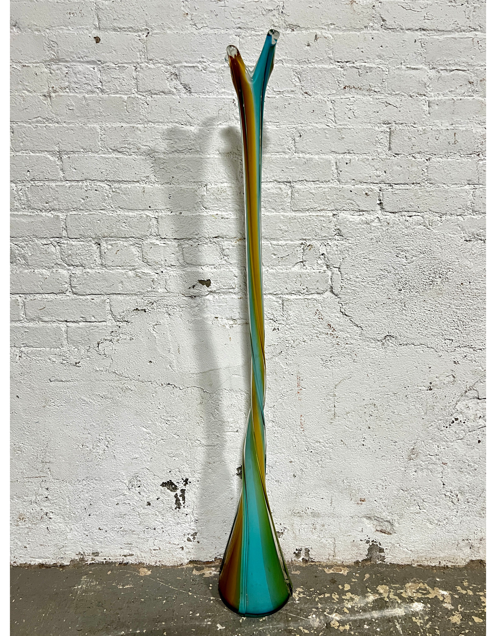 Cristales de Chihuahua Hand-Blown Glass Vase