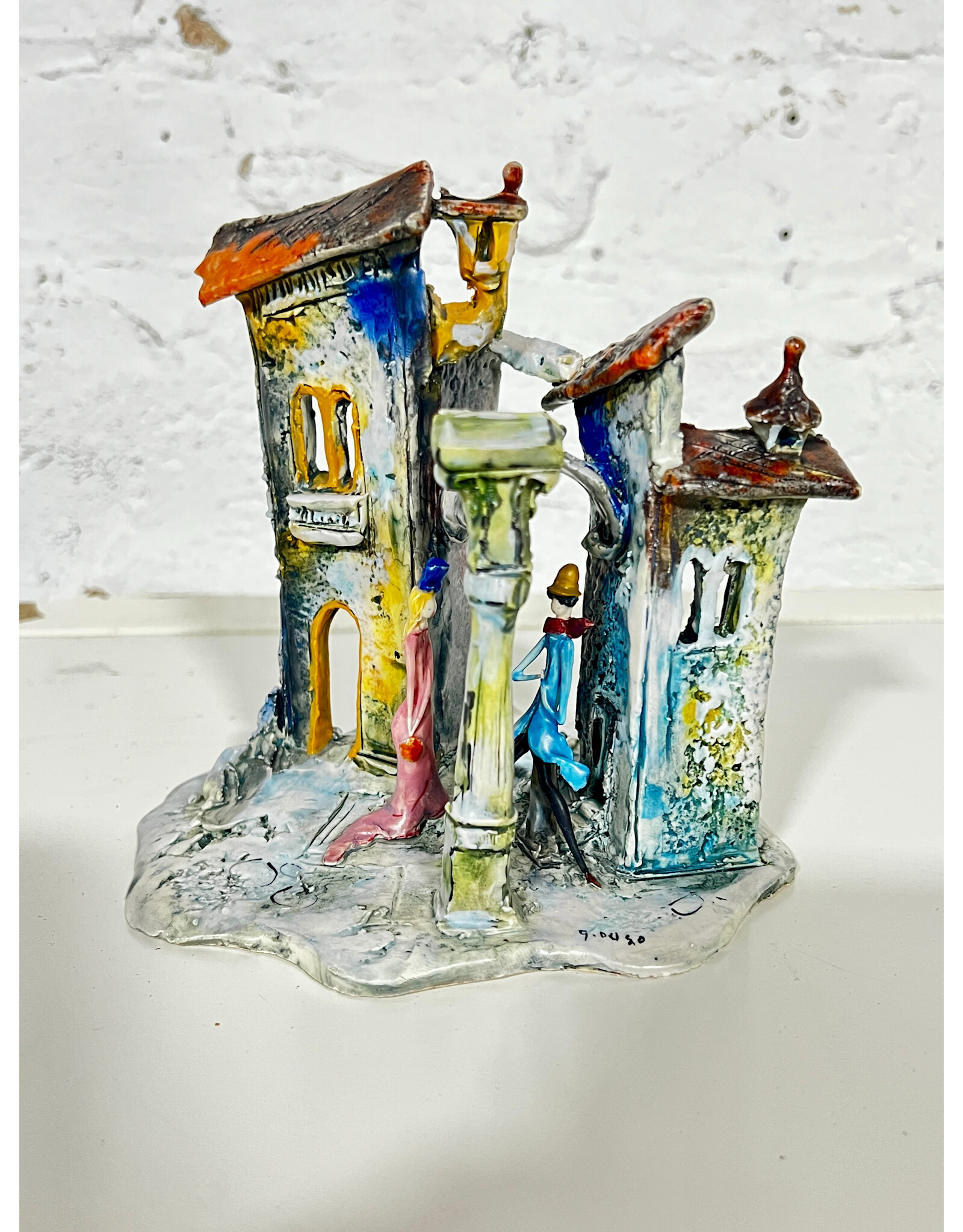 Two Lovers, sculpture by Toni Moretto for Lo Scricciolo Studio