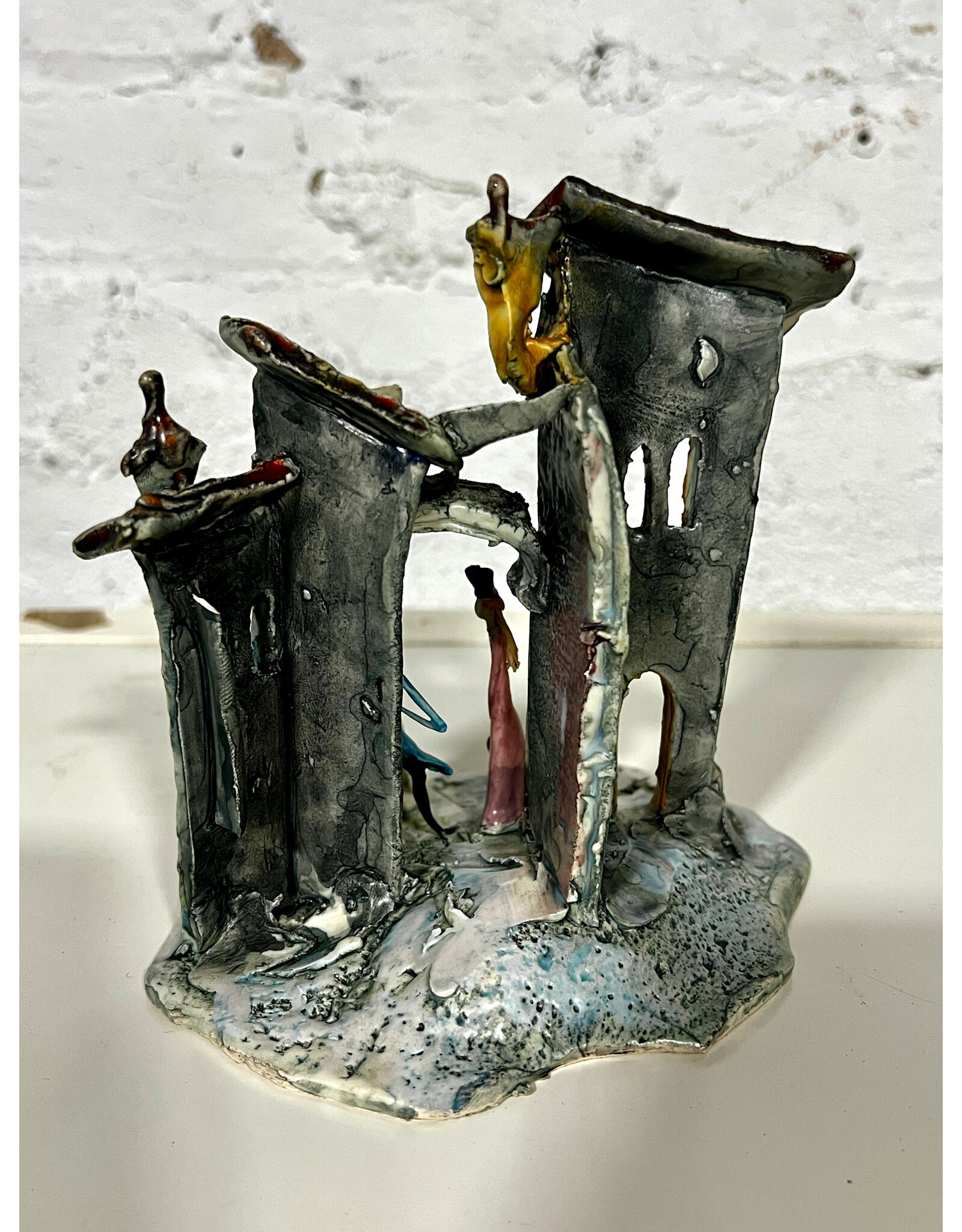 Two Lovers, sculpture by Toni Moretto for Lo Scricciolo Studio