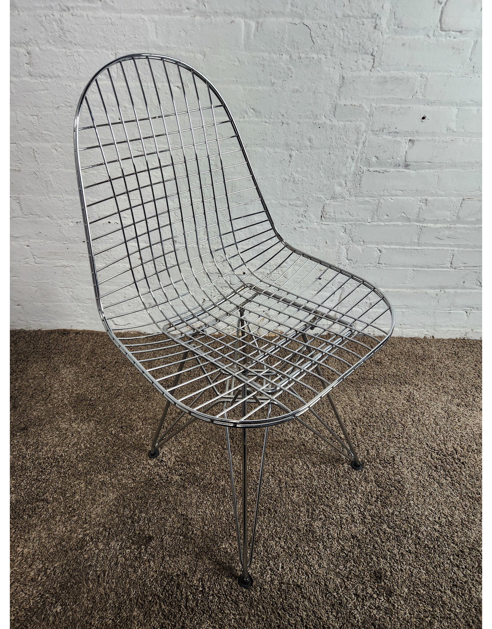 Silver Vitra Style Wire Chair