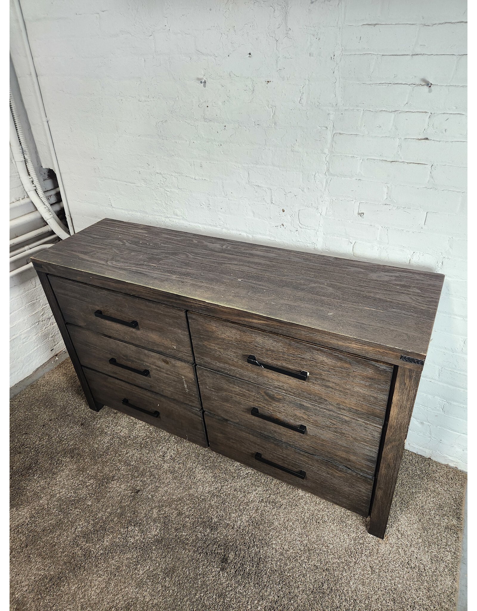 Bob's Discount Furniture 6 Drawer Dresser