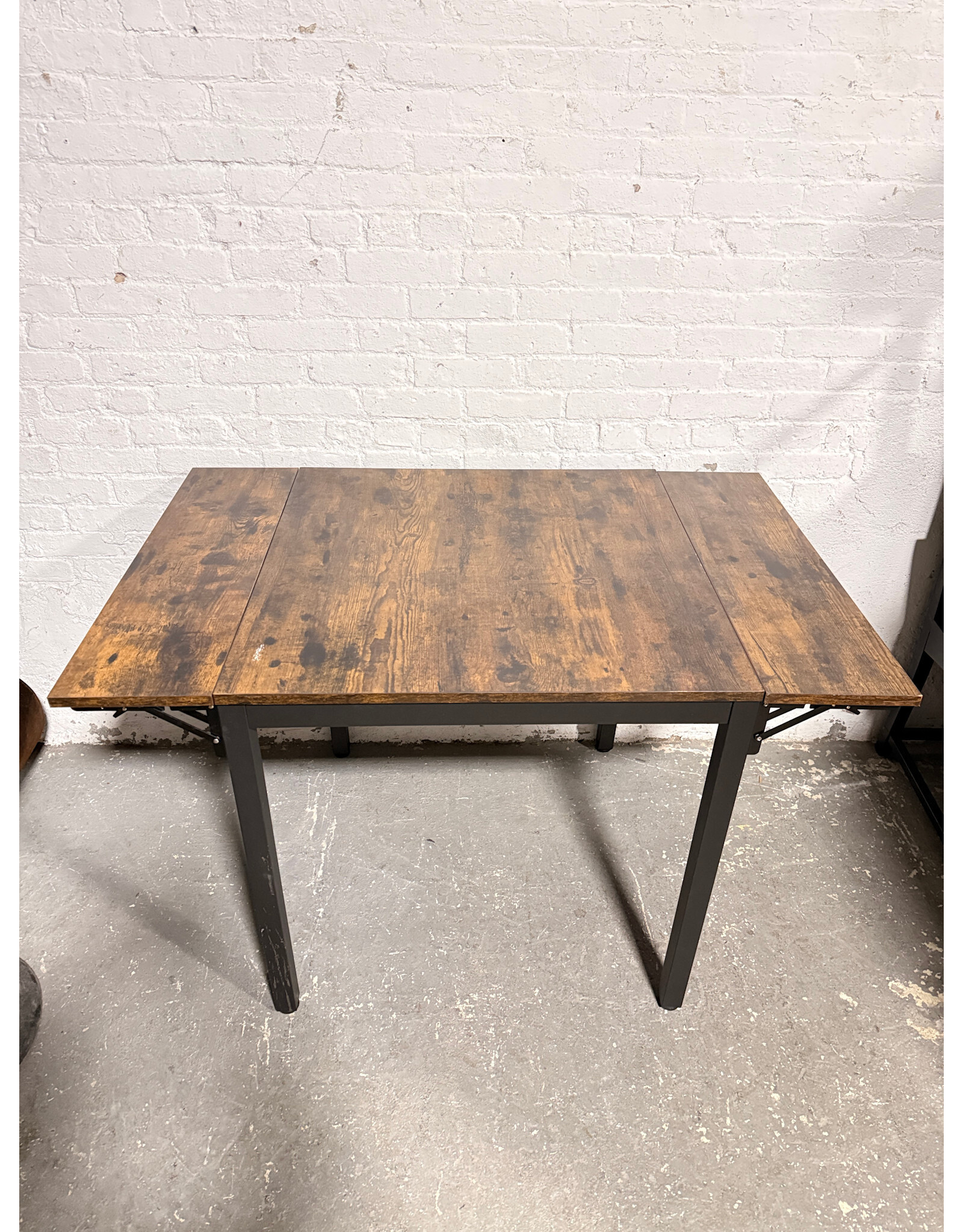 Vasagle Industrial Extendable Drop Leaf Dining Table