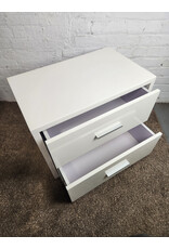 White 2-drawer Nightstand
