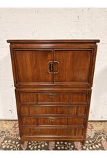 Thomasville Mystique Chinoisere 4-Drawer Pecan Wooden Dresser