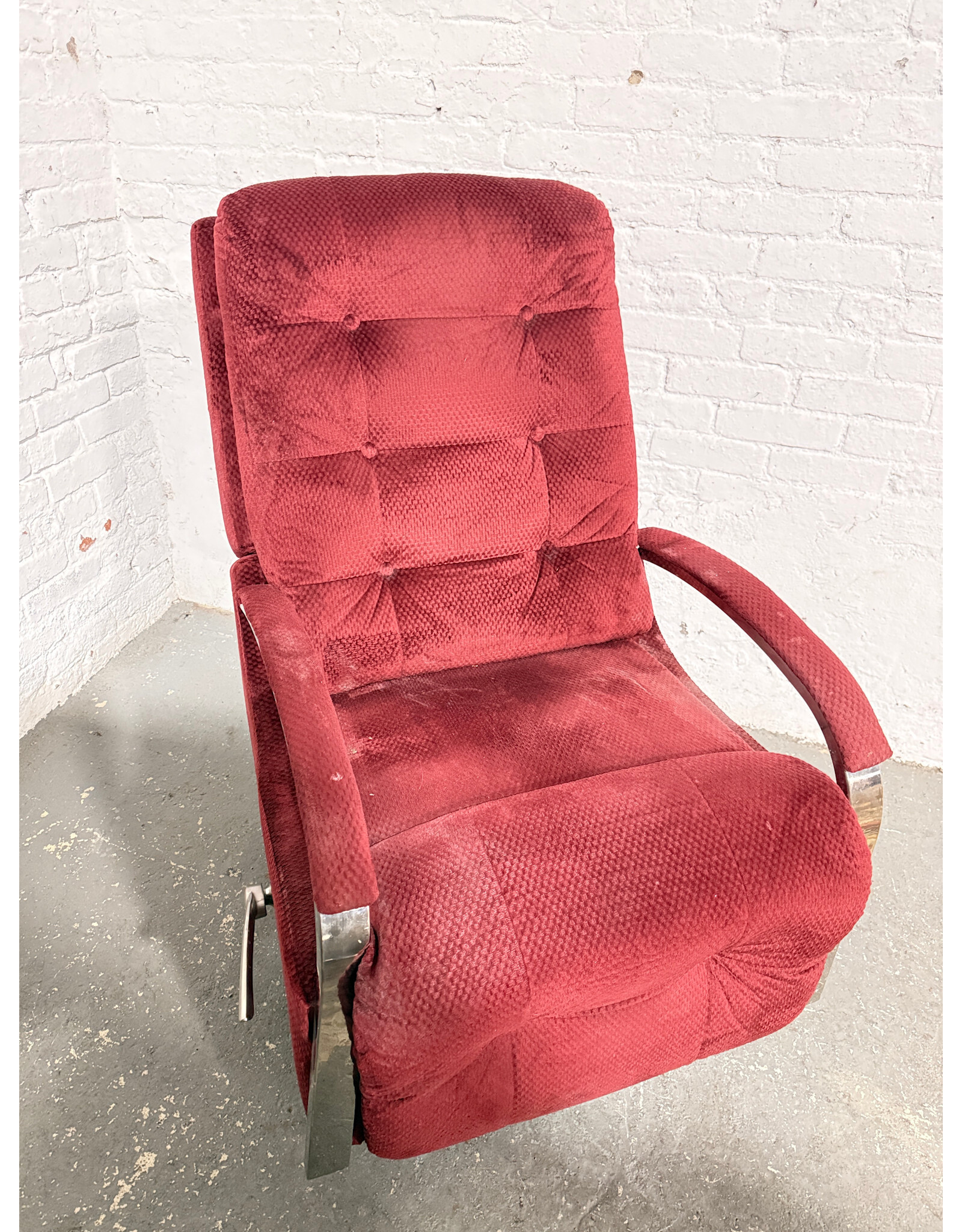 Strawberry Zero Gravity LazBoy Rocker/Recliner Lounge Chair