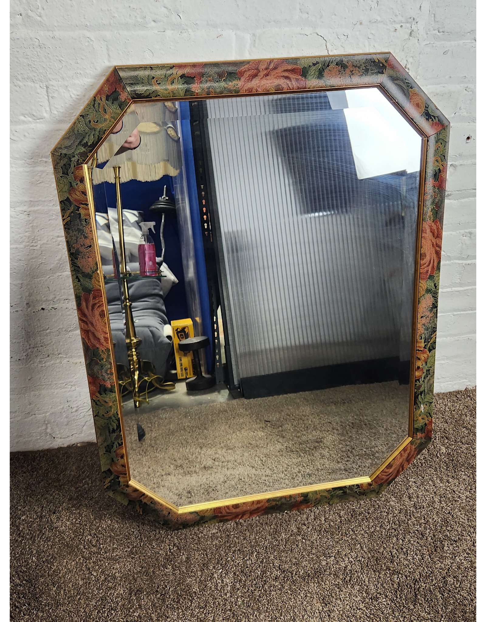 Floral Design Octogonal Hanging Mirror