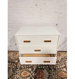 Modern 3-Drawer Changer Dresser