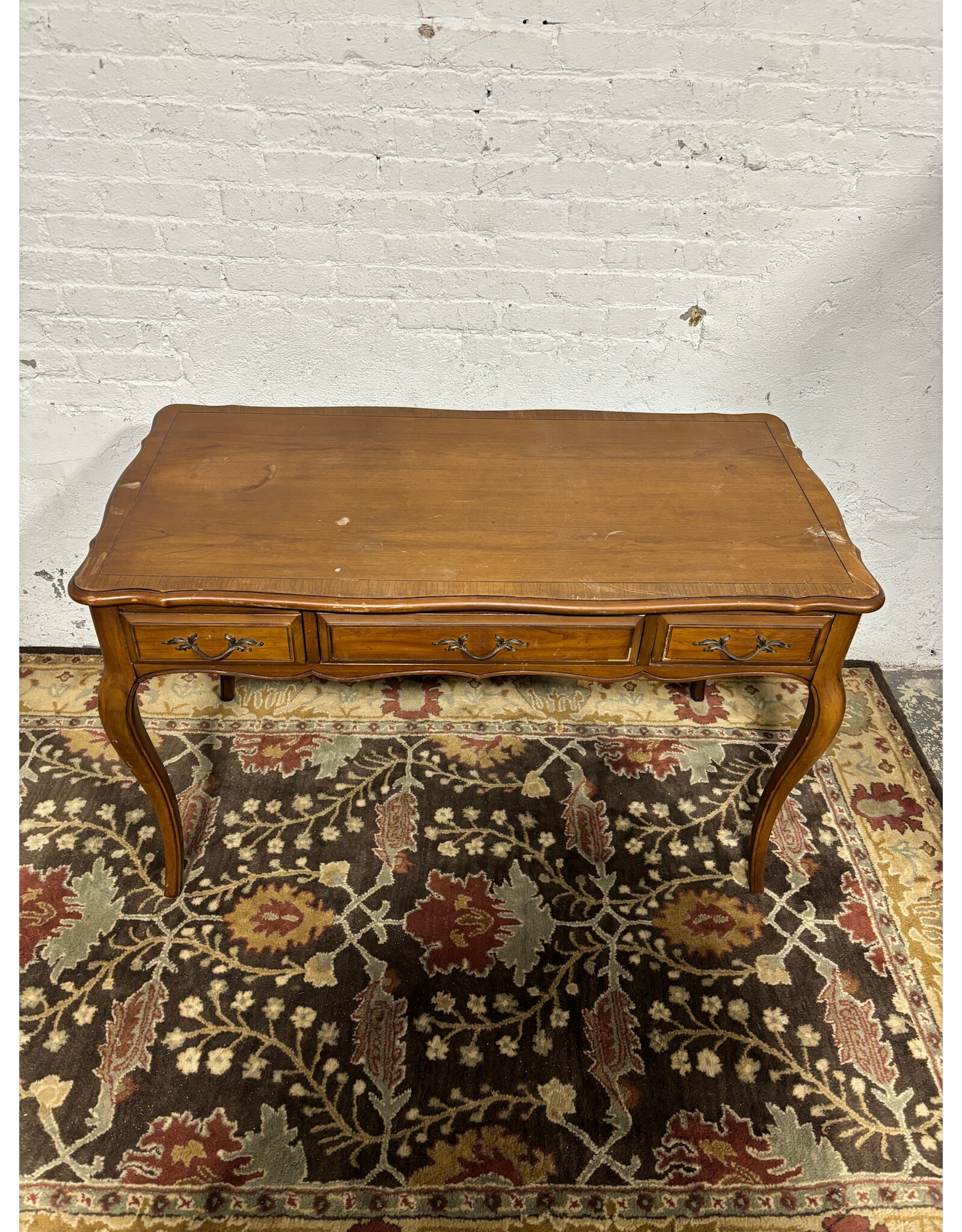 Thomasville French Provincial Vanity Table