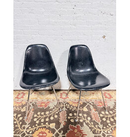 Modernica Case Study Side Shell H Base Chair in Jet Black Fiberglass