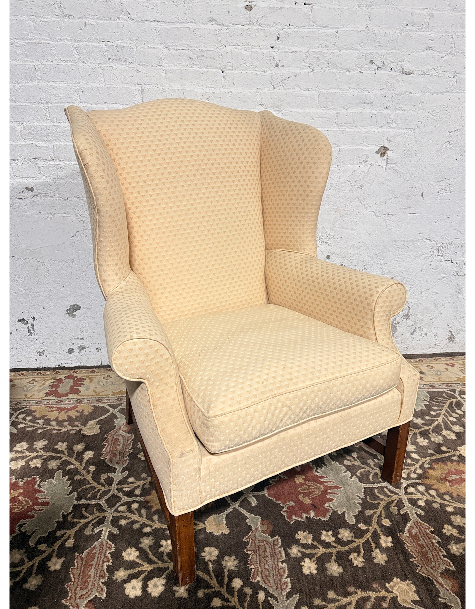 Queen Anne Style Wingback Arm Lounge Chair