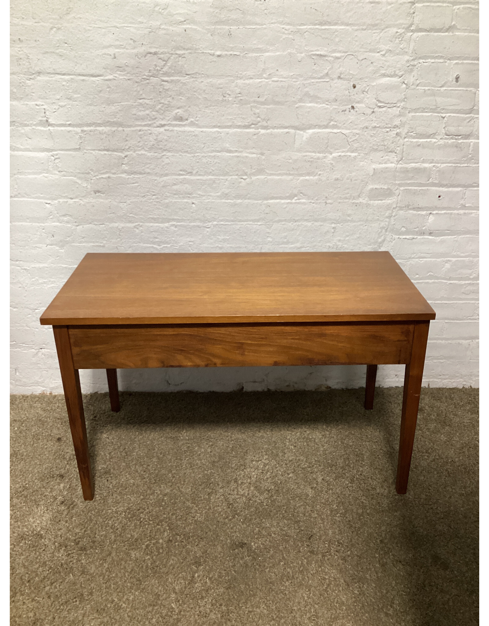 Single-Drawer End Table