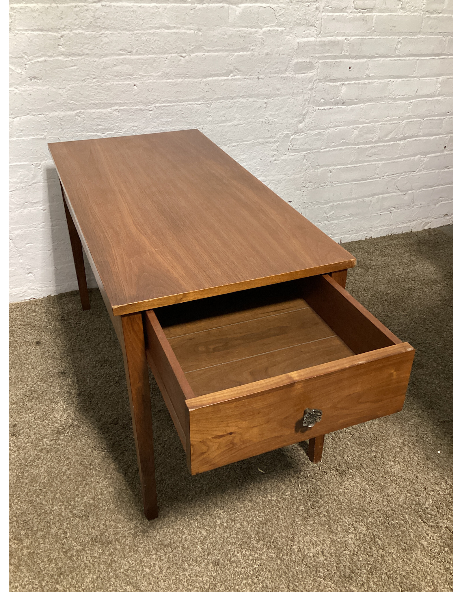 Single-Drawer End Table