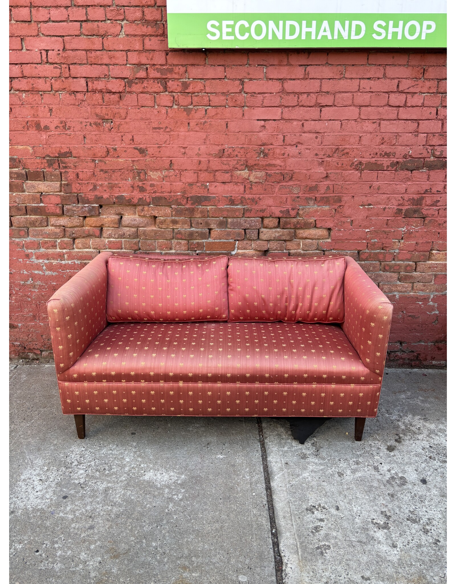 George III Style Pink Sofa