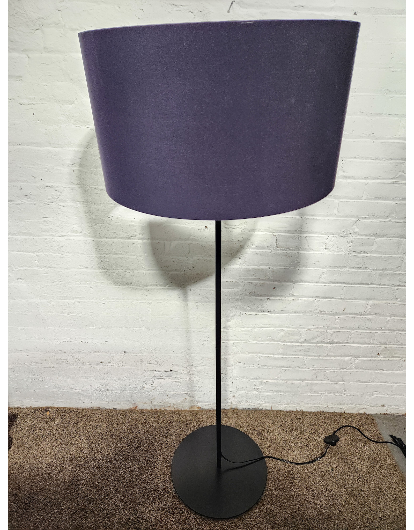 Modern Black Metal Floor Lamp