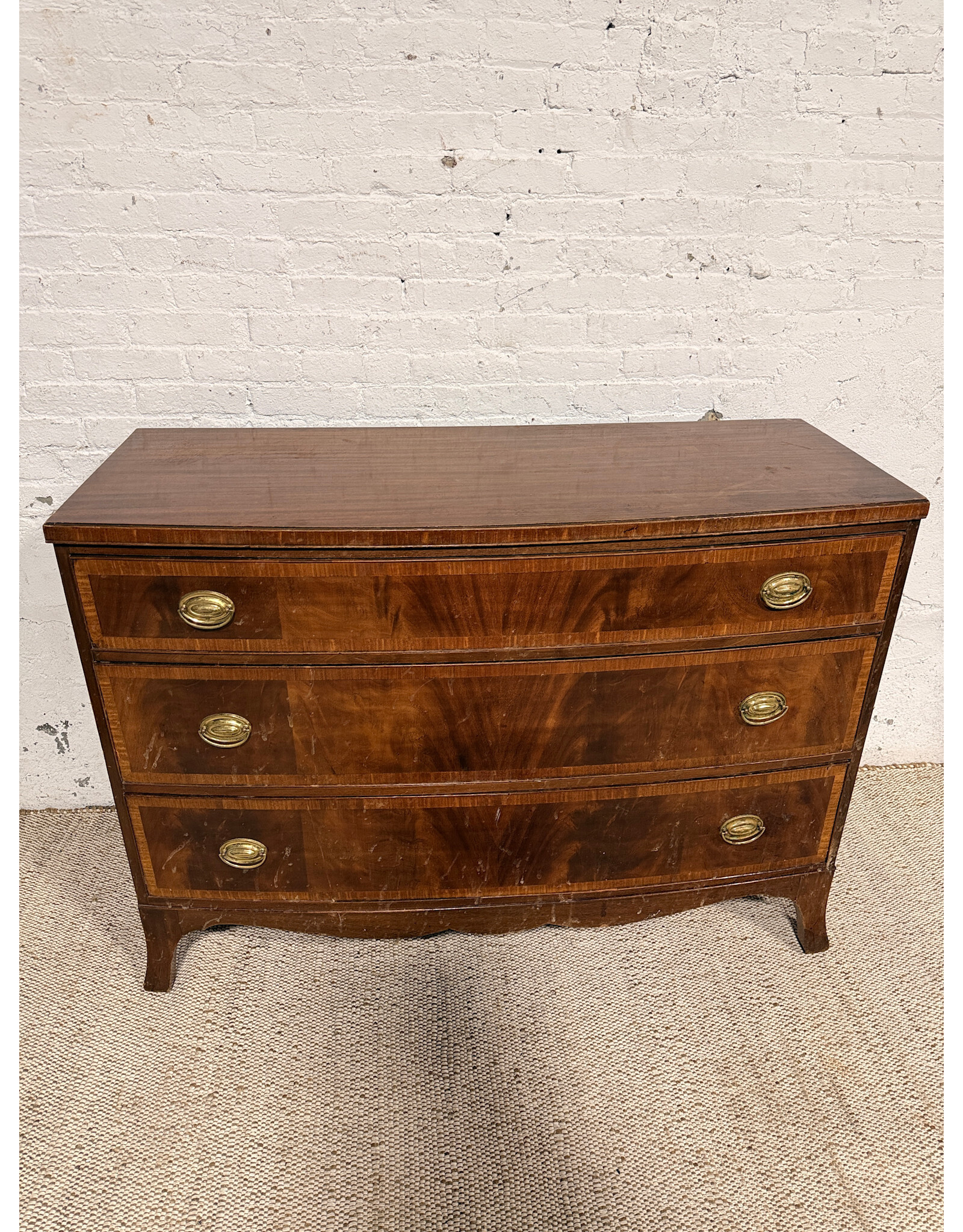 18th Century Hepplewhite Style Bow-Front 3-Drawer Chest of Drawers