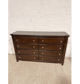 Modern 8-Drawer Dark Chocolate Dresser