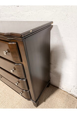 Modern 8-Drawer Dark Chocolate Dresser