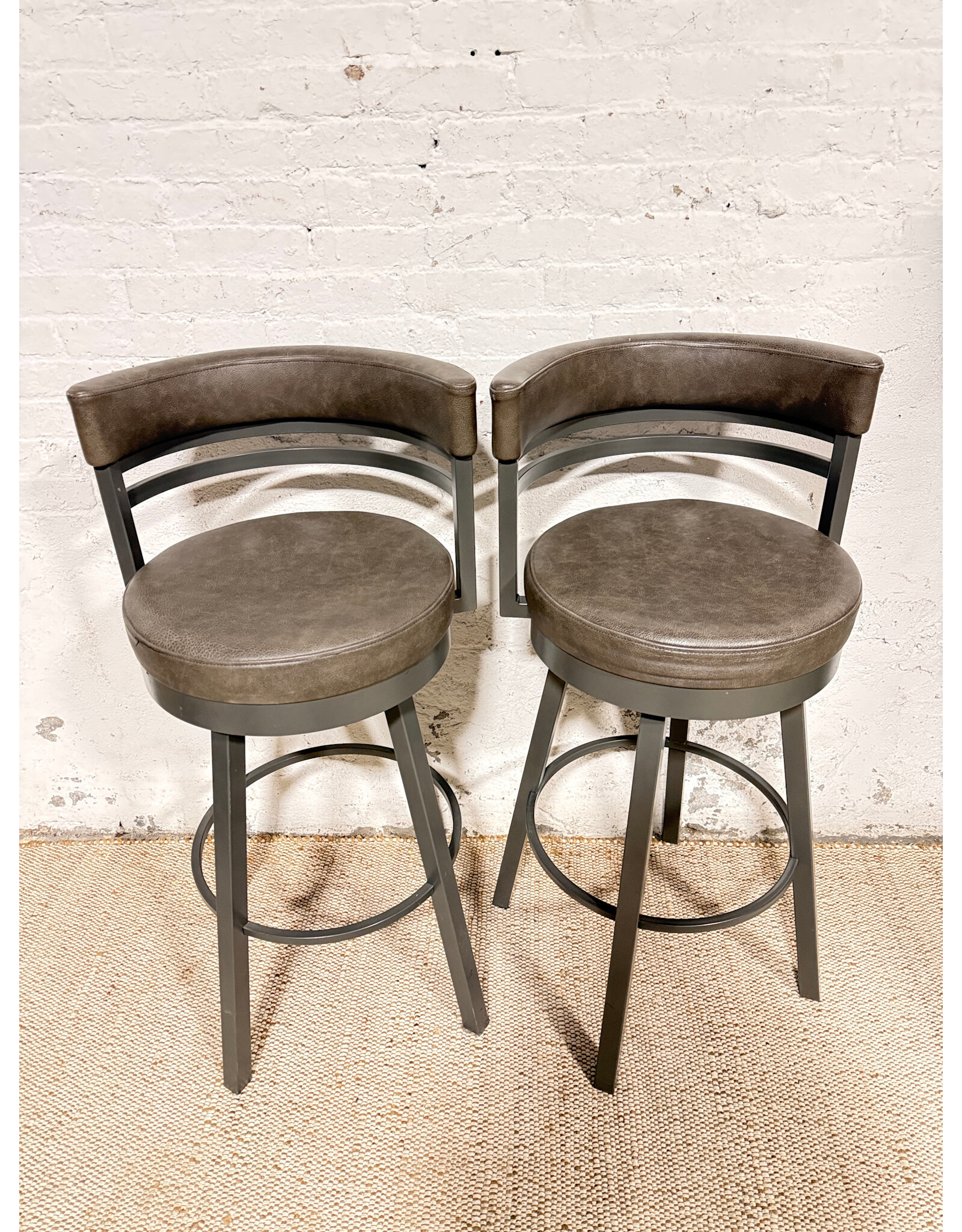 Pebble Grey Counter Height Stool