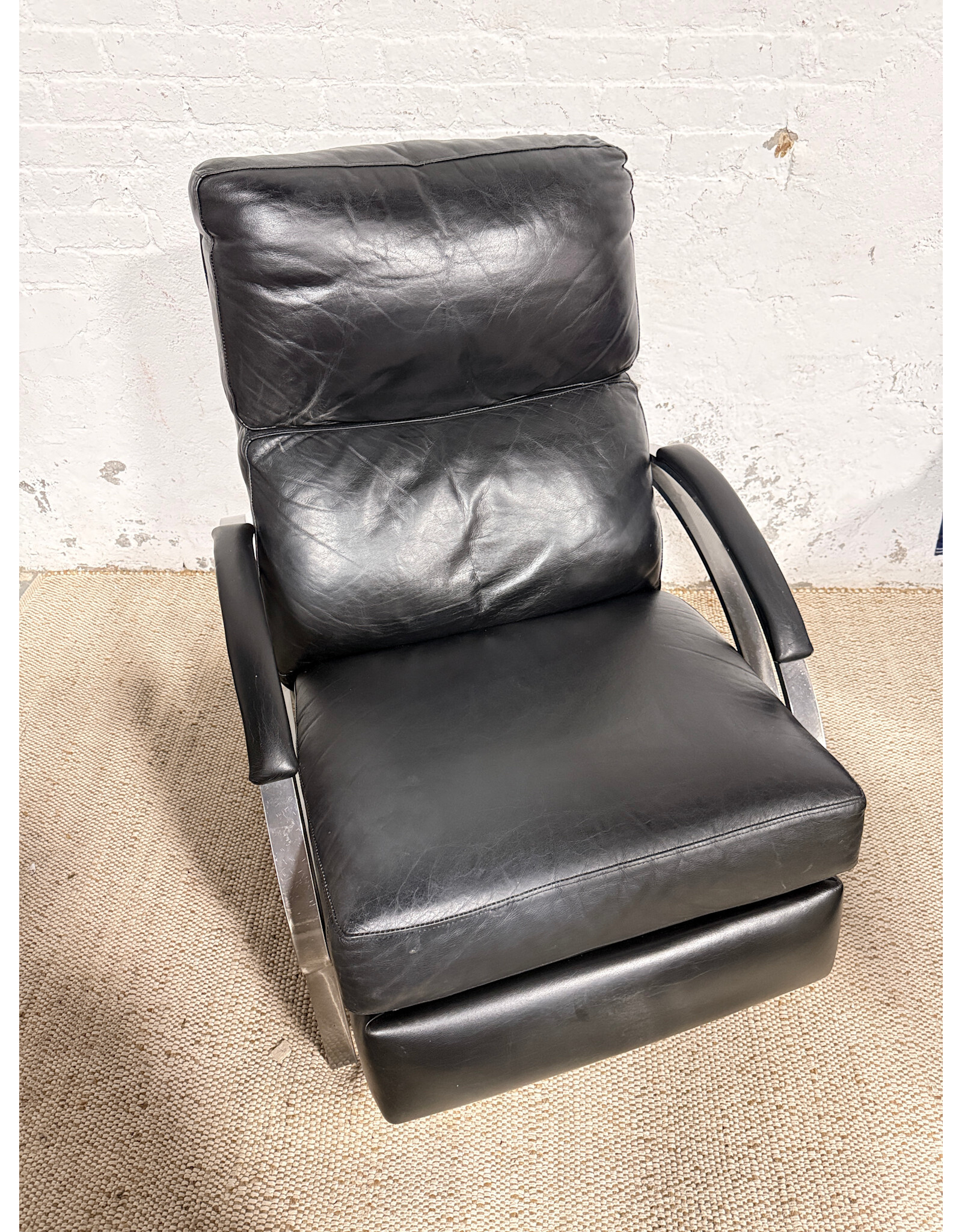 Modern Spiral Low Leg Leather Reclining Lounge Chair