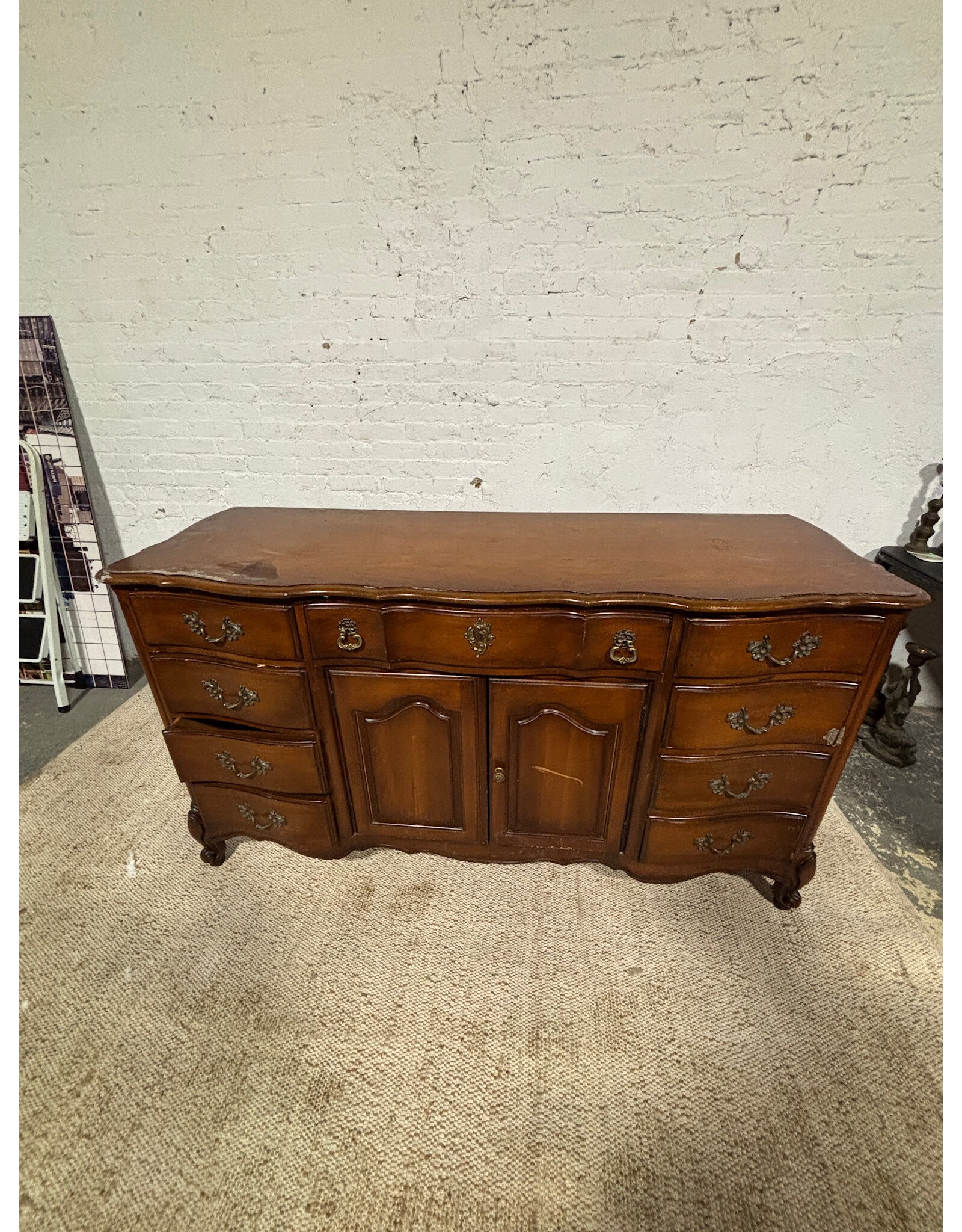 French Provincial Style Bassett