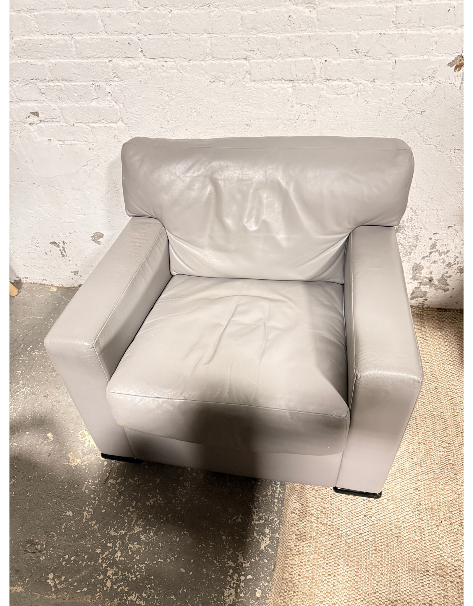 Modern Large Grey Leather Lounge Chair