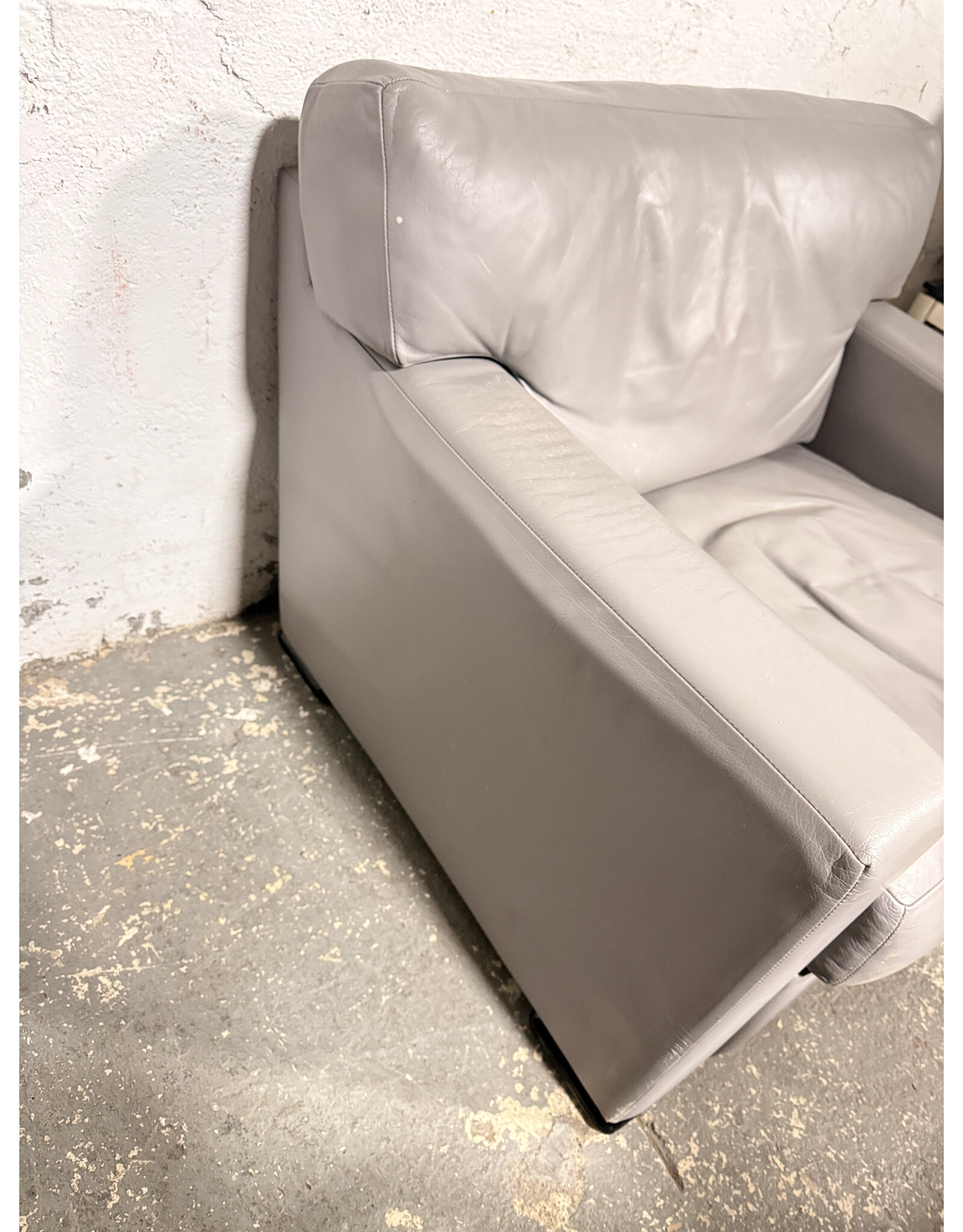 Modern Large Grey Leather Lounge Chair