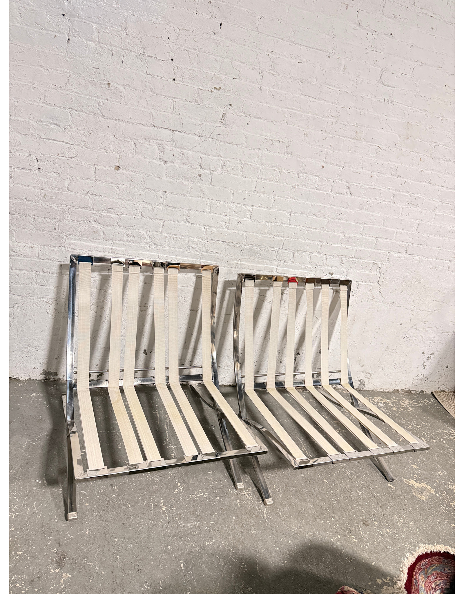 Modern Barcelona Style White Lounge Chair