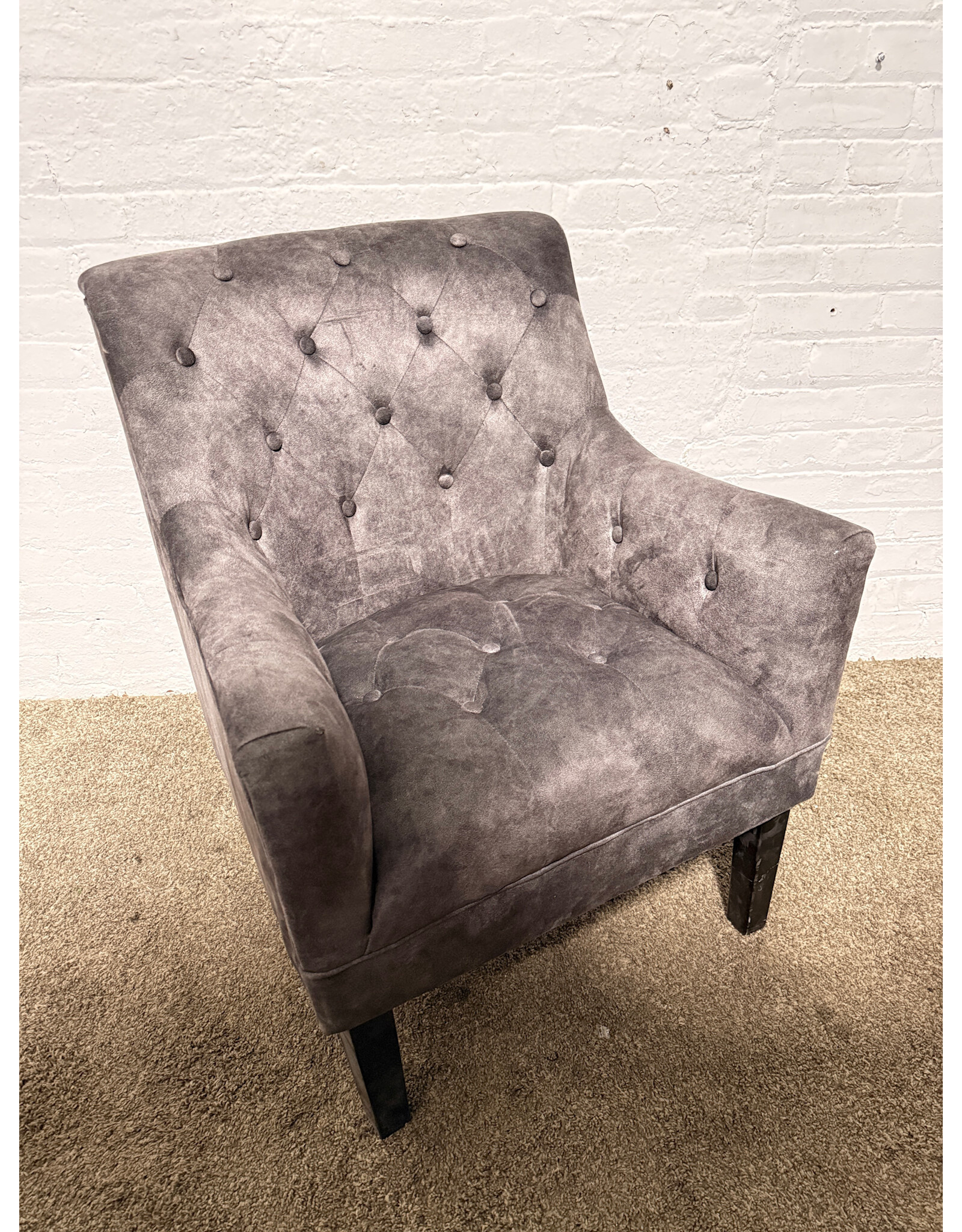 Drakelle Modern Accent Lounge Chair