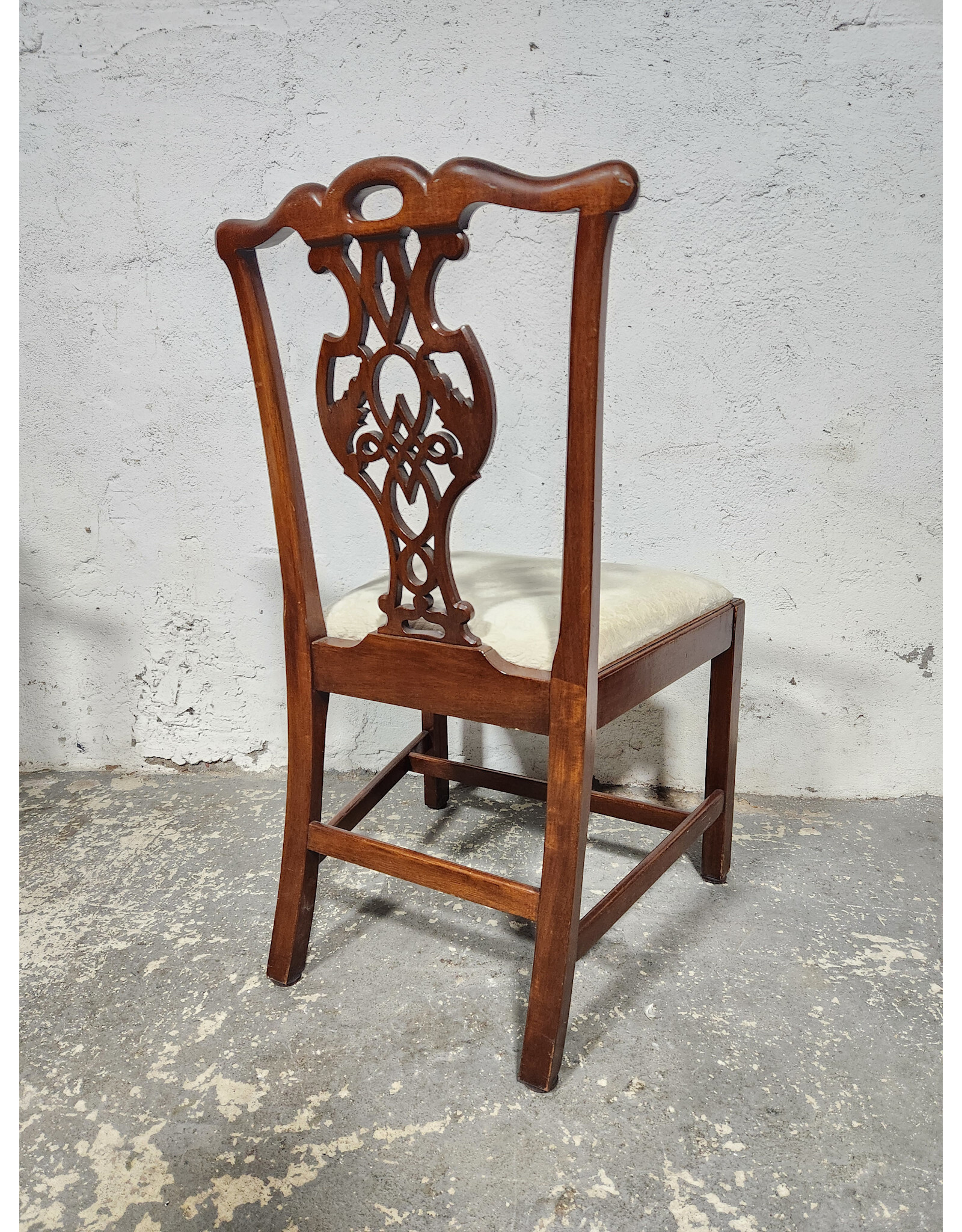 Baker Furniture Historic Charleston Reproduction Carved Mahogany Upholstered Seat Dining Chair