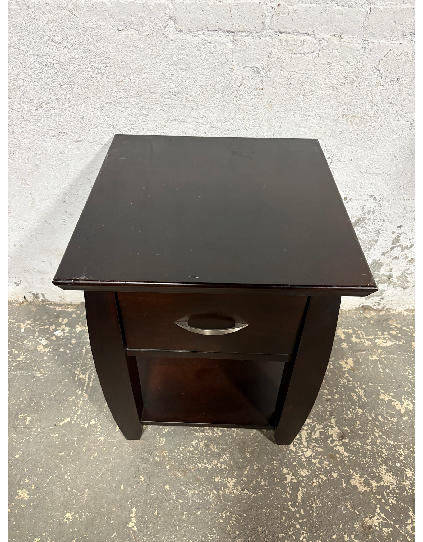 Single Drawer Merlot Finish Contemporary Night Stand
