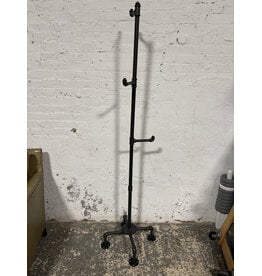 Black Metal Pipes Industrial Coat Rack