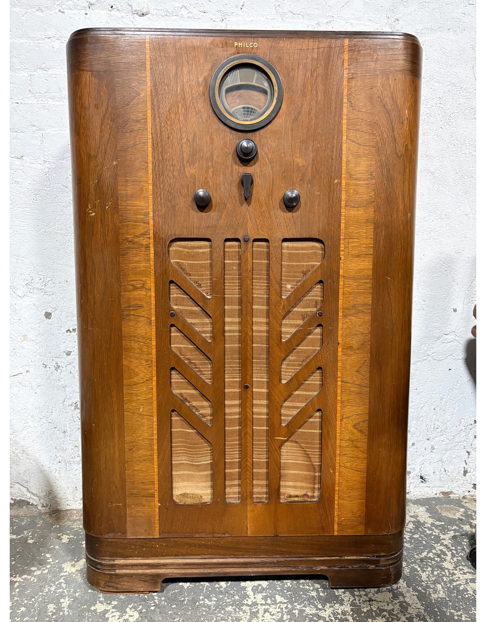 Philco Console Radio