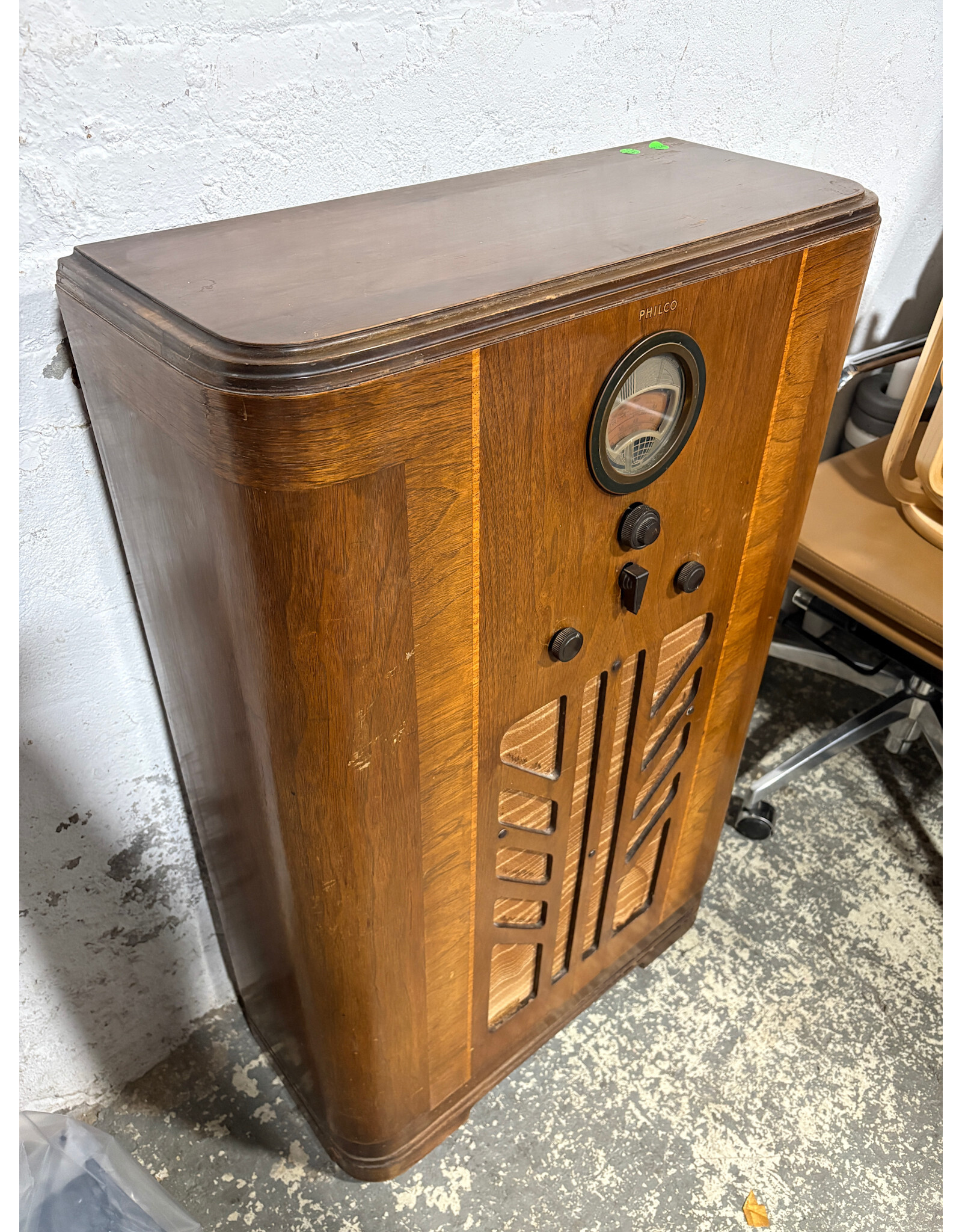 Philco Console Radio