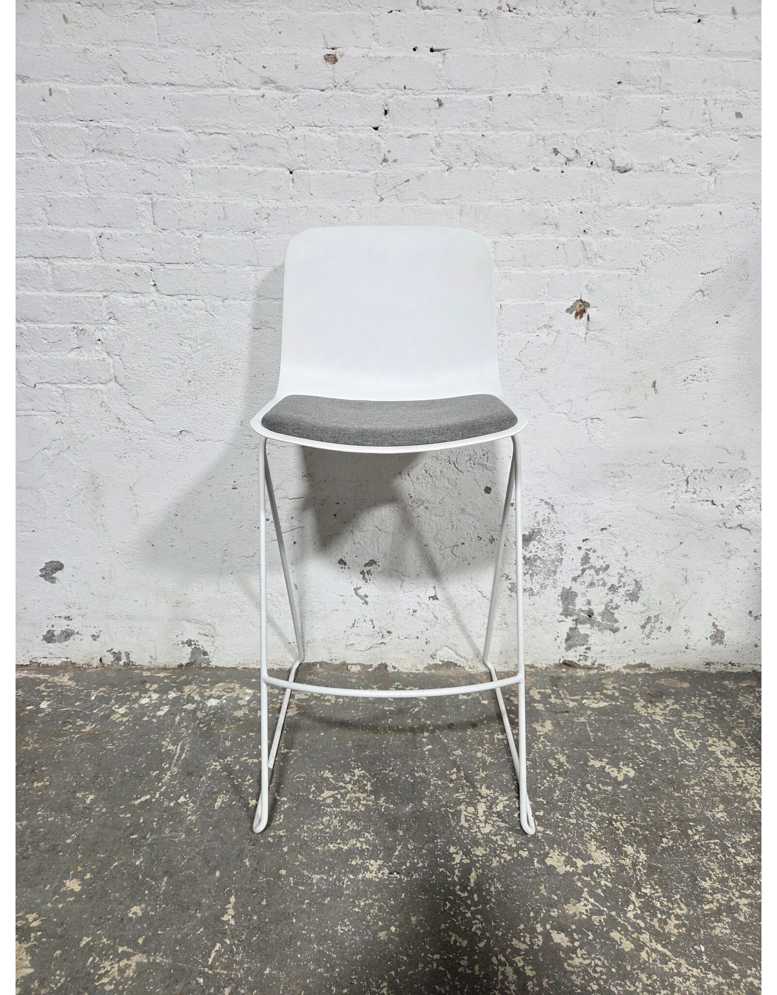 White Poppin Key Stool