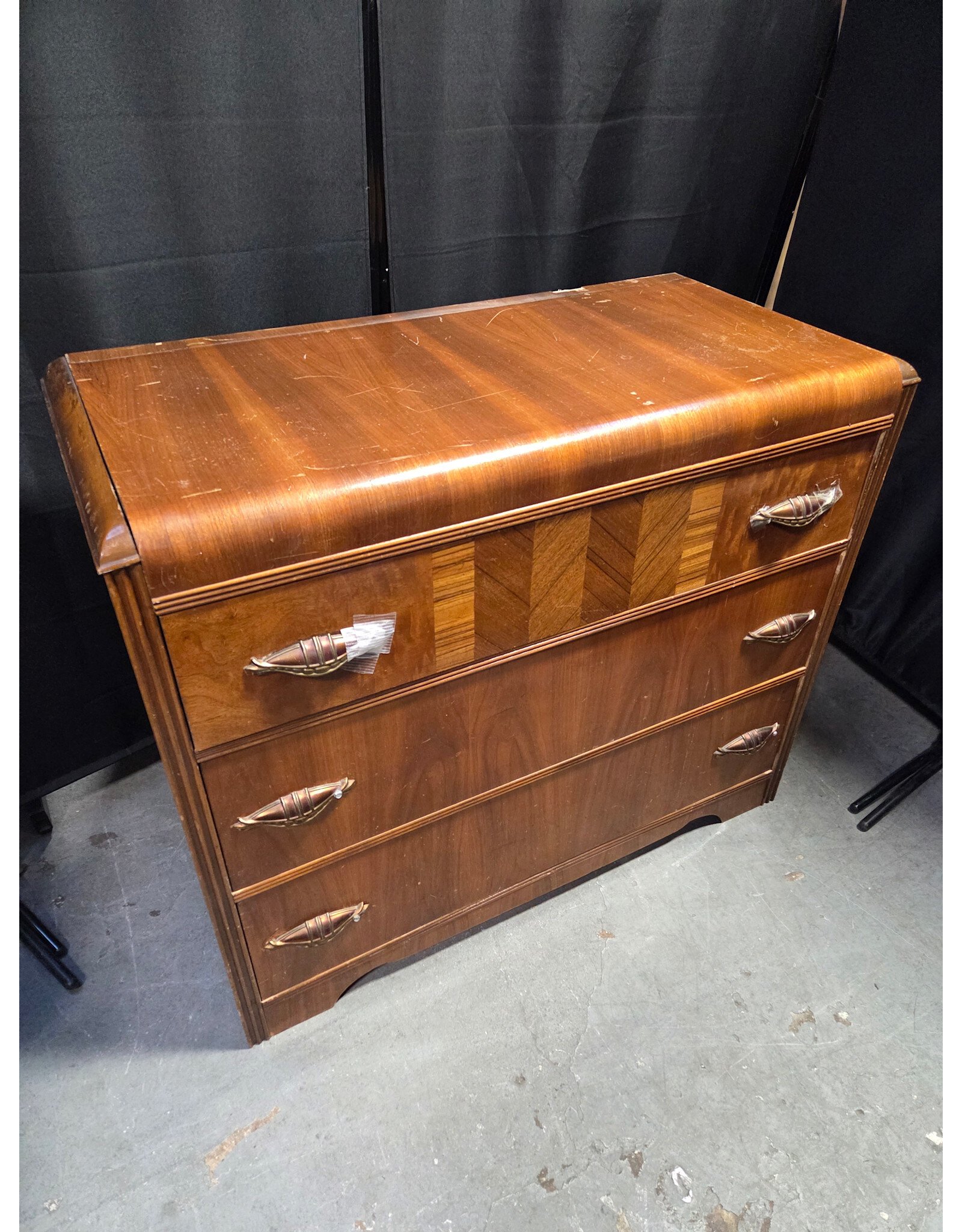 Vintage 3-Drawer Dresser
