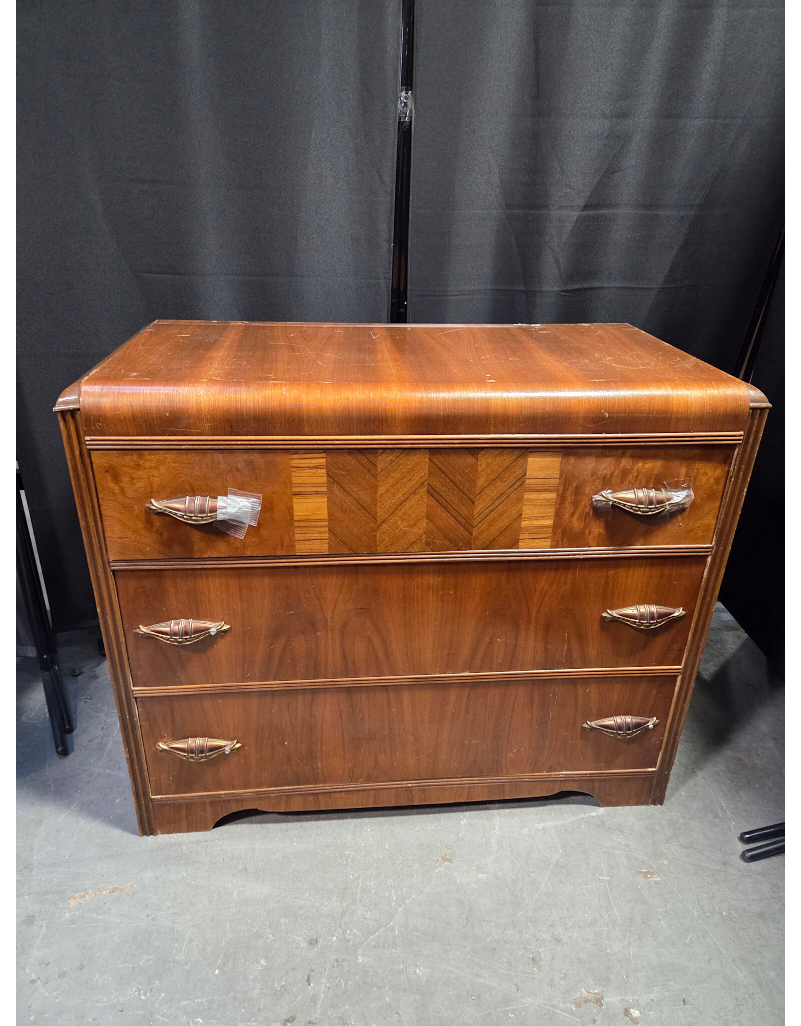 Vintage 3-Drawer Dresser