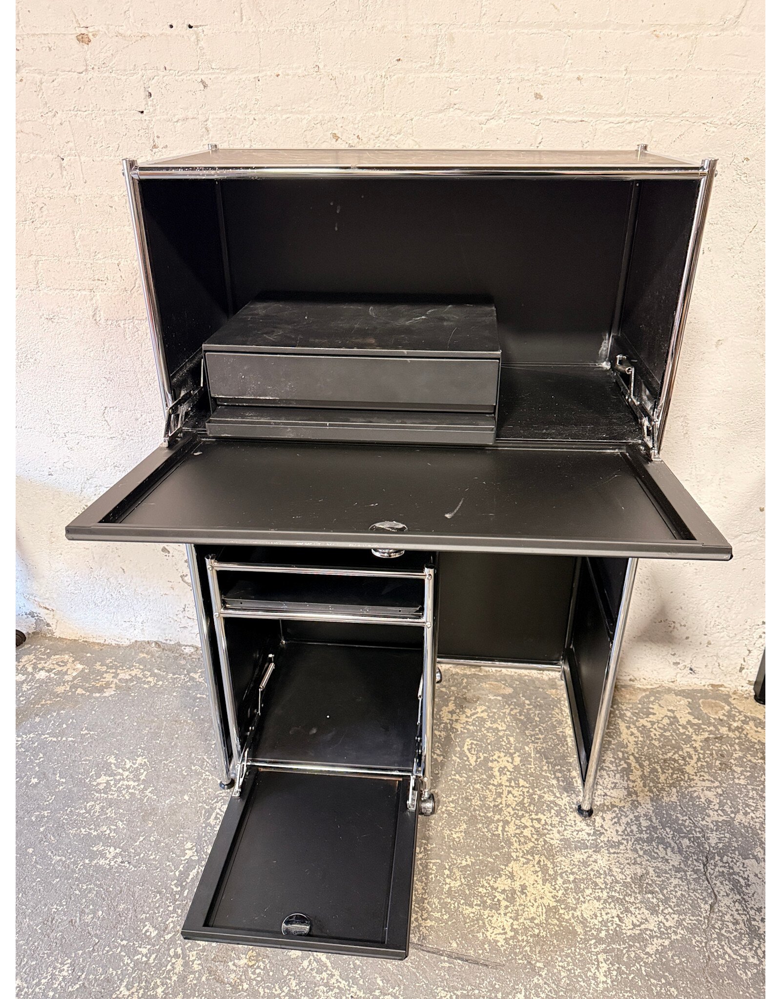 USM Haller Style Sideboard/Rollcontainer Set (2 pcs)