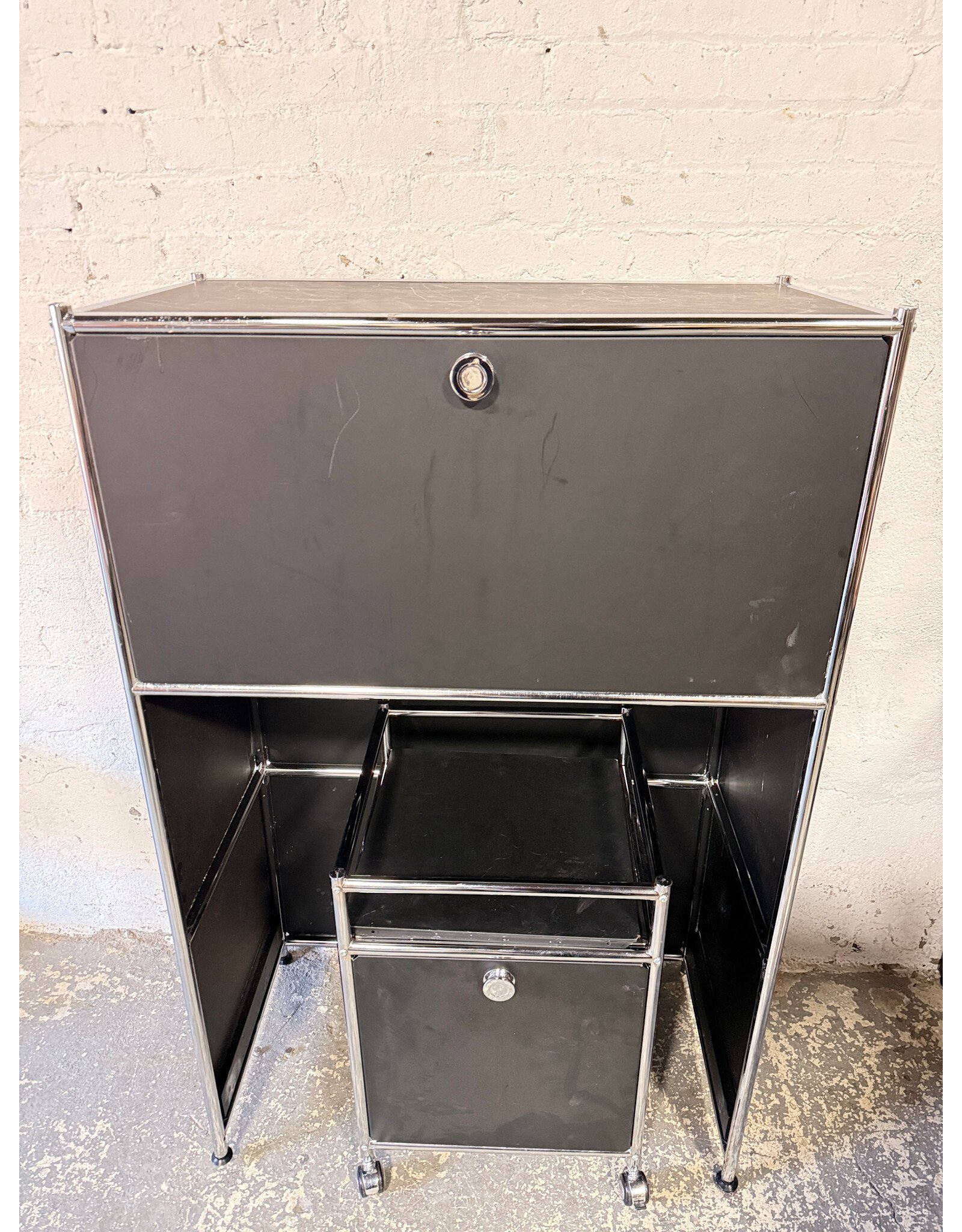 USM Haller Style Sideboard/Rollcontainer Set (2 pcs)