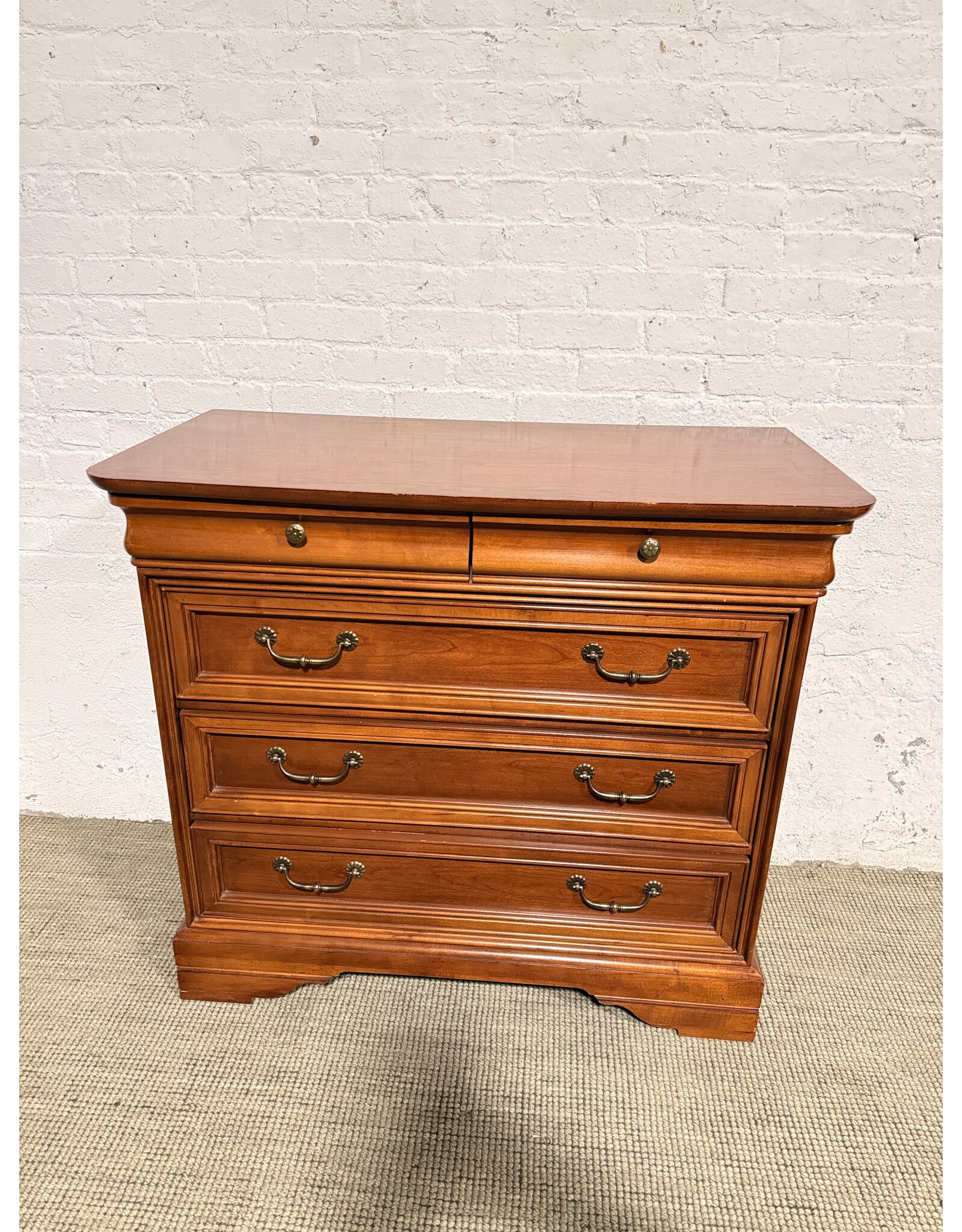 Lexington Furniture 5-Drawer Dresser