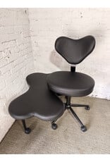 Pinmoco Ergonomic Cross-Legged Chair in Black