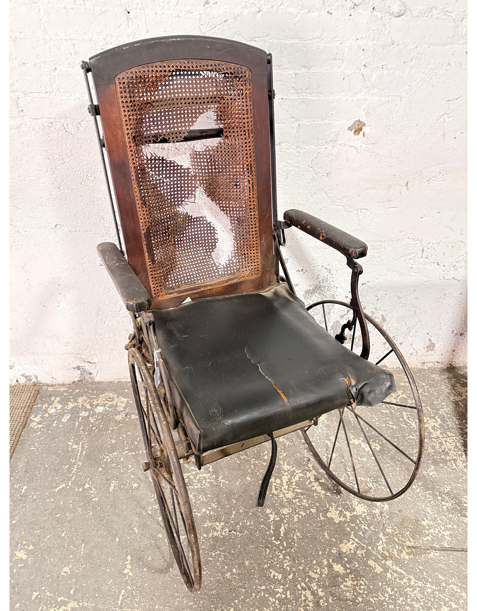 Victorian 3-Wheel Wheelchair