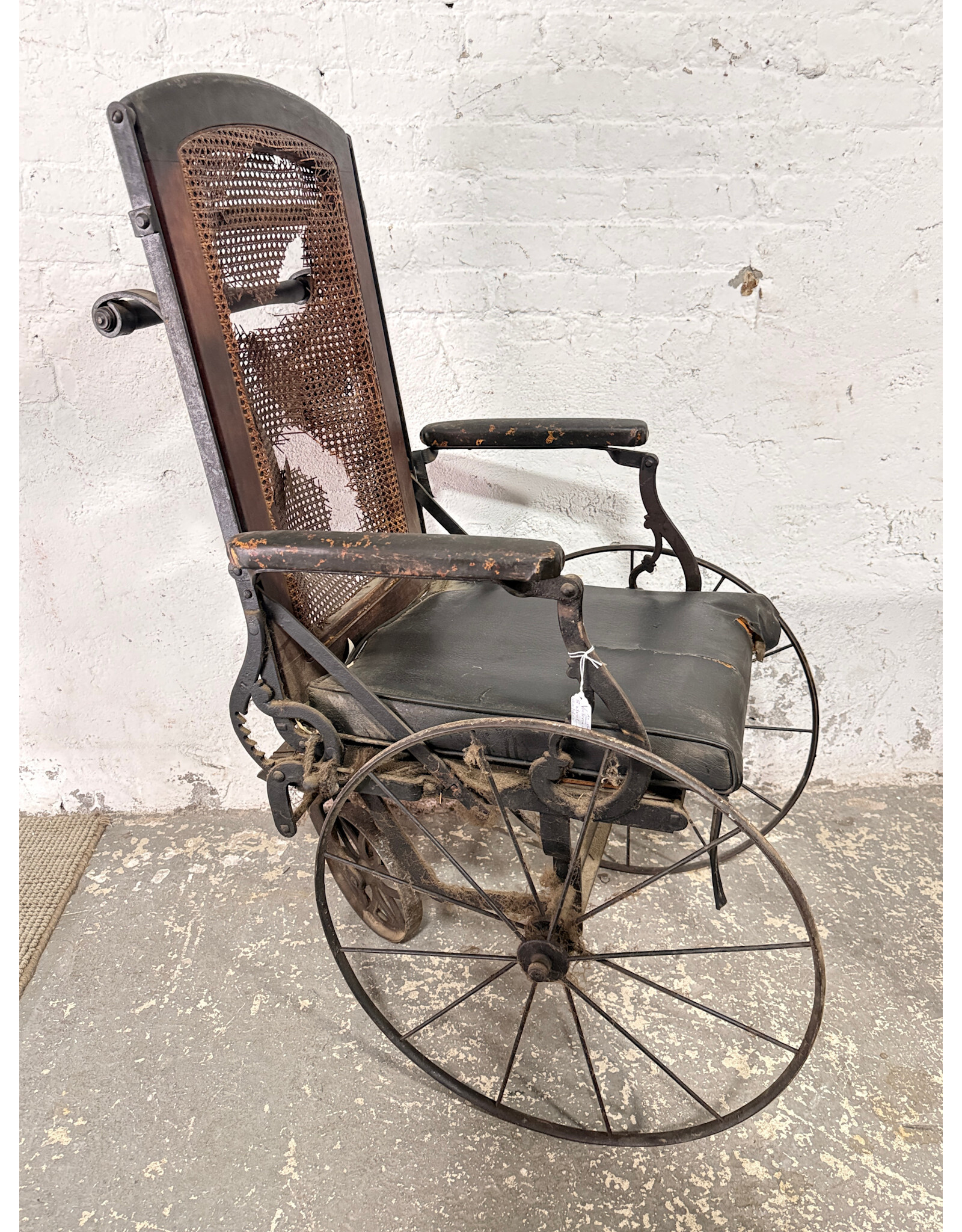 Victorian 3-Wheel Wheelchair