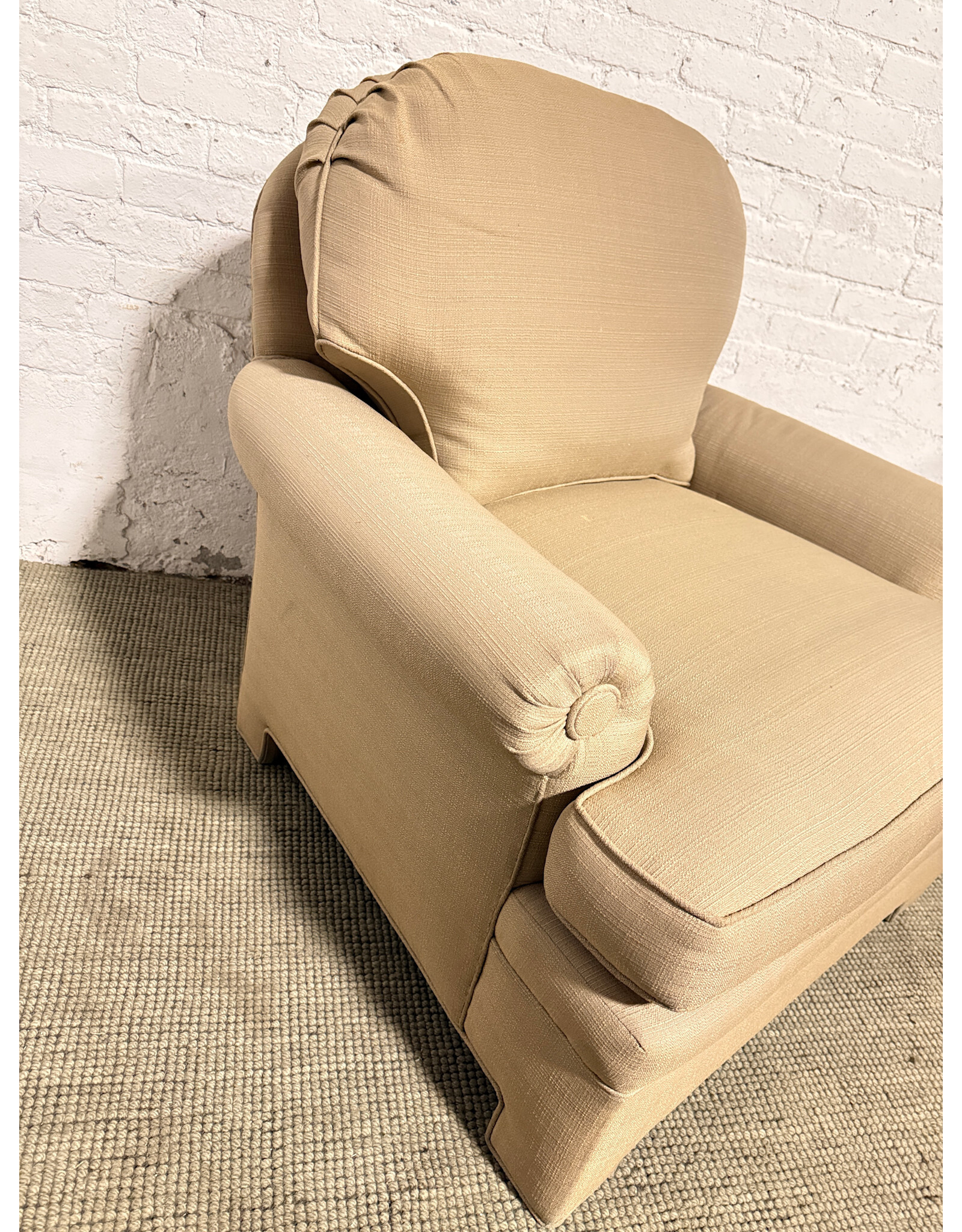 English Style Upholstered Arm Club Lounge Chair