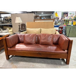 Stickley Arts and Crafts Style Bench with Leather Cushions
