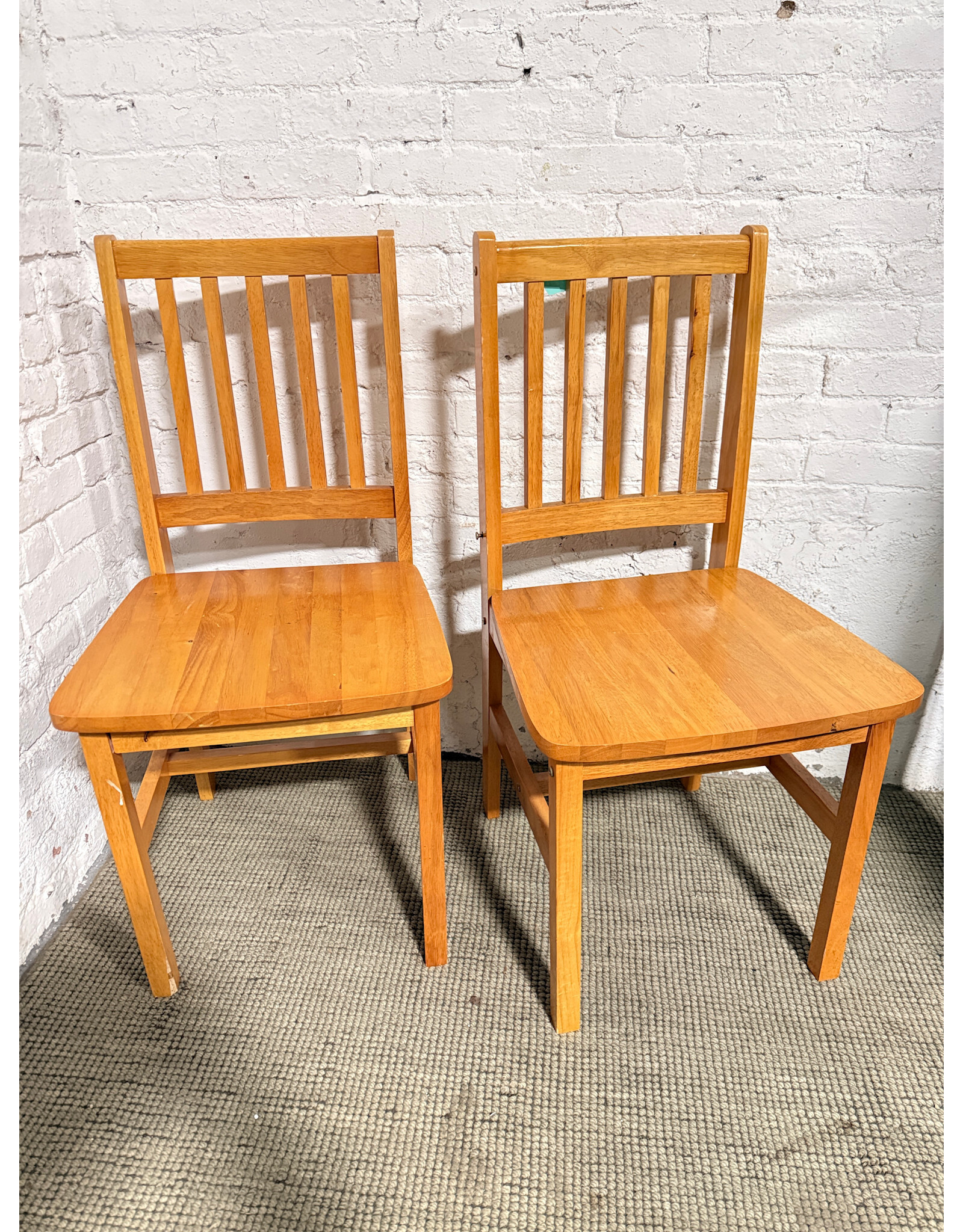 Traditional Oak Wood Dining Chair