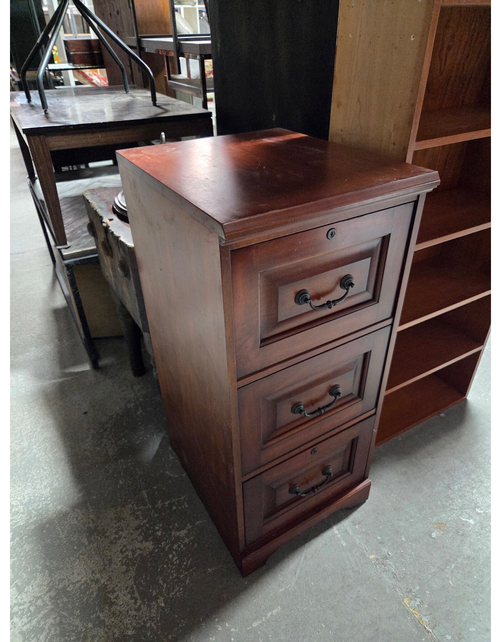 Winner's Only 3-Drawer File Cabinet