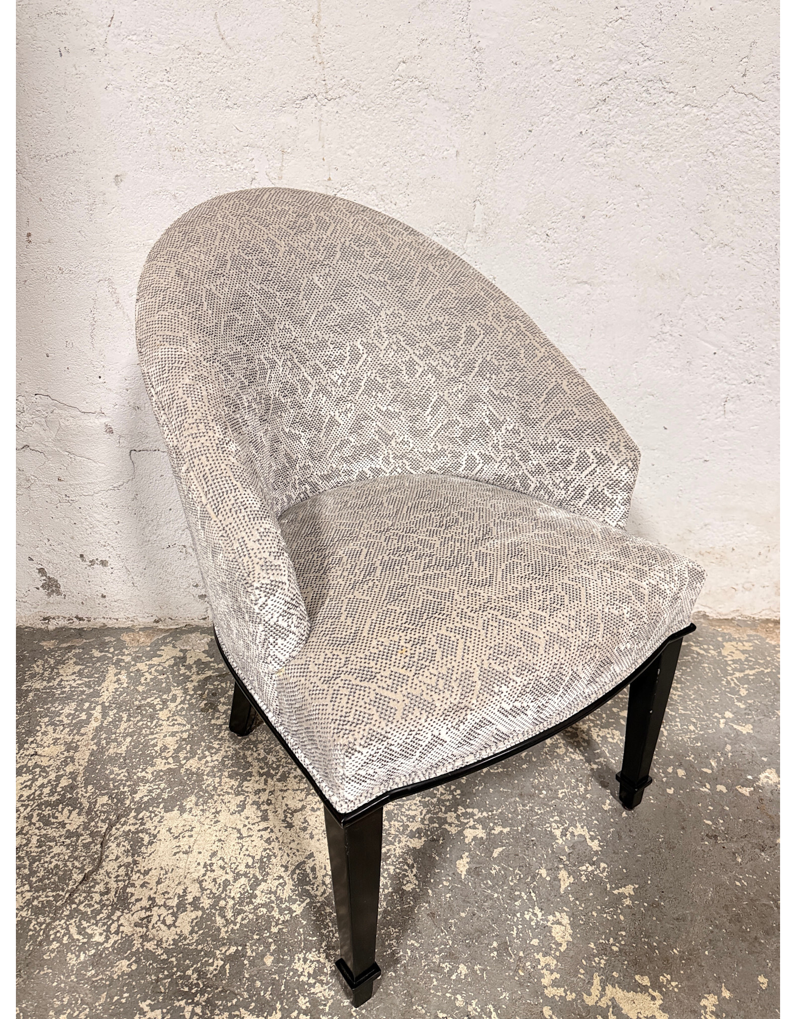 Lace Pattern Slipper Chair in Black and White
