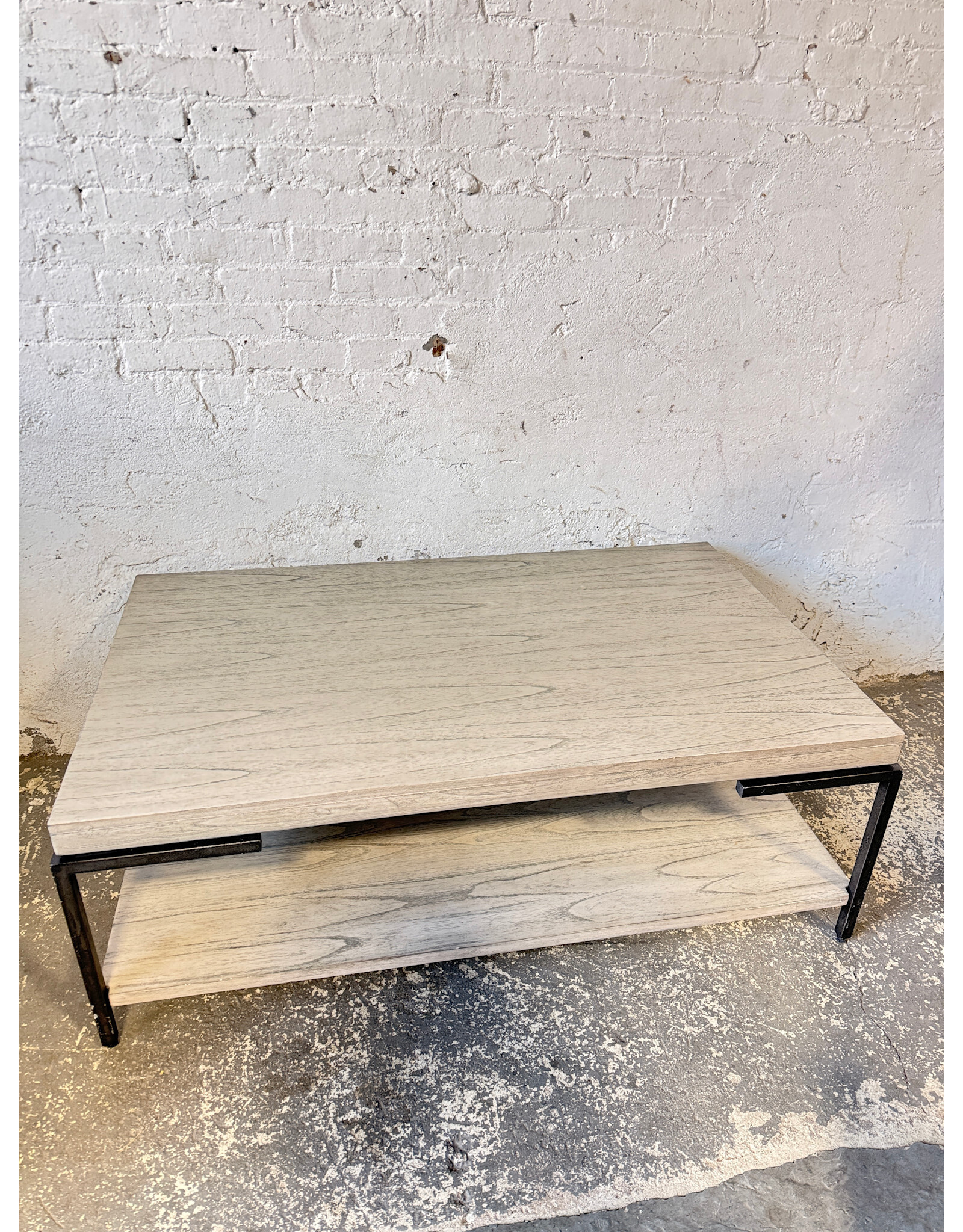 Hekman Sierra Heights Rectangular Coffee Table