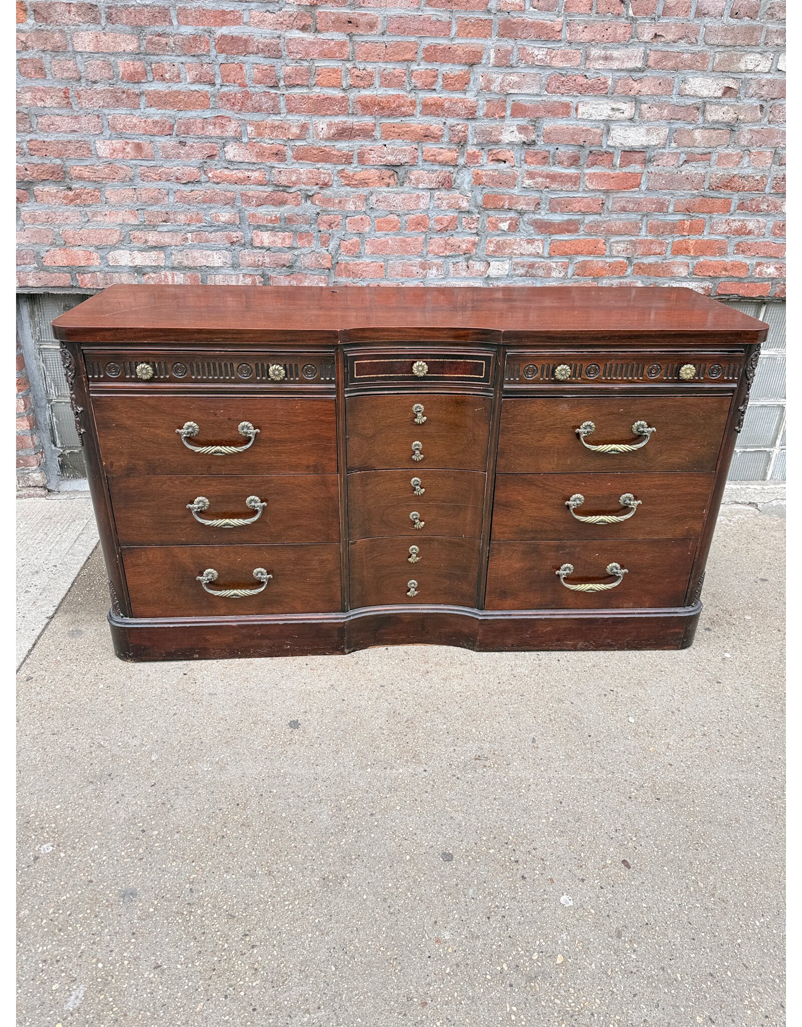 Vintage Henkel Harris Serpentine Front Dresser Made of Mahogany with Brass Hardware, 12-Drawers